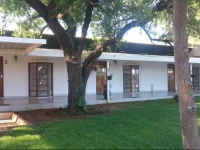 Black Swan Guest House 
