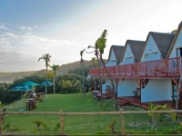 Crawfords Beach Lodge & Cabins 