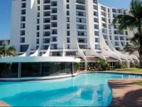 Breakers 214 and 215 Apartments 
