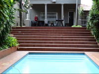Laletsa Lodge