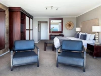 Cliff Lodge 