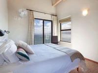 Whale Huys Luxury Ocean Holiday Villa 