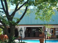 Sunninghill Guest Lodges 