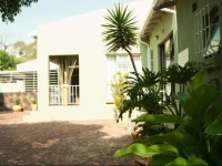 Kwa Bungane Guest House 