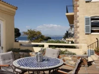 Auberge Burgundy Guesthouse 
