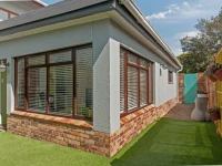 6 Stemmet Lodge 