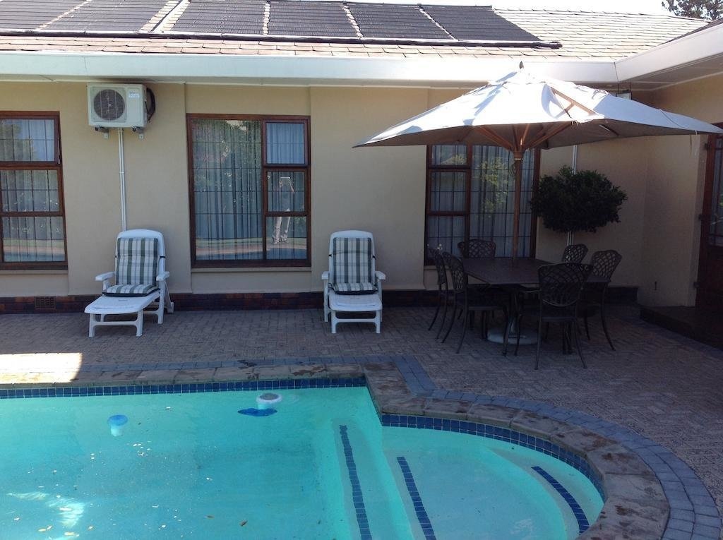 Ringwood Villa 4*