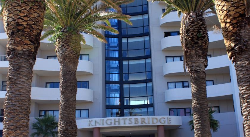 Knightsbridge Apartments 