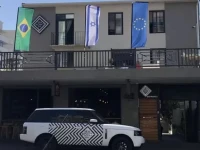 Sea Point Inn 
