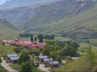 Golden Gate Hotel and Chalets 