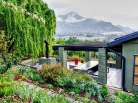 Golden View Luxury Self Catering 
