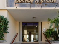 Suntide Hotel and Cabanas 