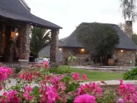 Lords Guest Lodge 
