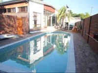 Dizzy Lizzy Self Catering 
