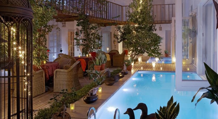 Abalone House & Spa 