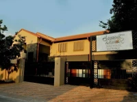 Sunset Manor Guest House 