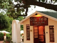 Eight Bells Mountain Inn 