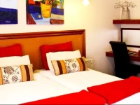 Ons Dorpshuis Guesthouse 