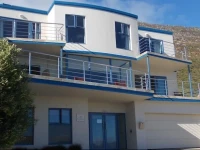 Magellans Passage Guest House 