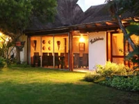 Thatchwood Country Lodge 