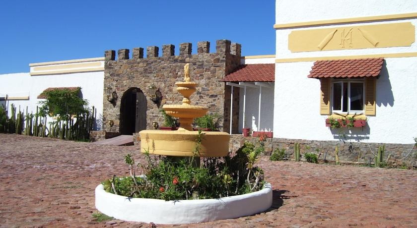 Karoo Theatrical Hotel 