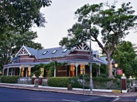 Roosenwijn Guesthouse 