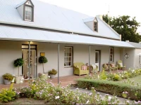 Elianthe Guesthouse 