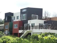 Blue Pony Guesthouse 2*