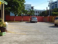 Tropical Court Inn 