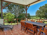 Birds n Bloom Cottages 