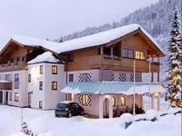 Aparthotel Kristall 