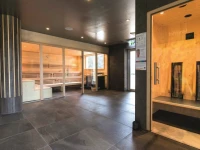 Momentum Hotel 