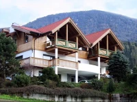 Piz*** Apart Raich 