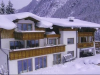Haus Saroja 