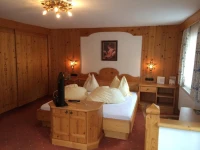 Landhotel Hauserbauer 