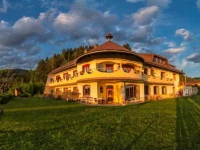 Biolandhaus Arche 3*