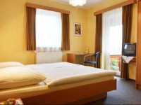 Hotel & Wirtshaus HГ¶dl-Kaplan 