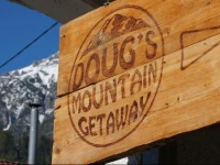 Dougs Mountain Getaway 