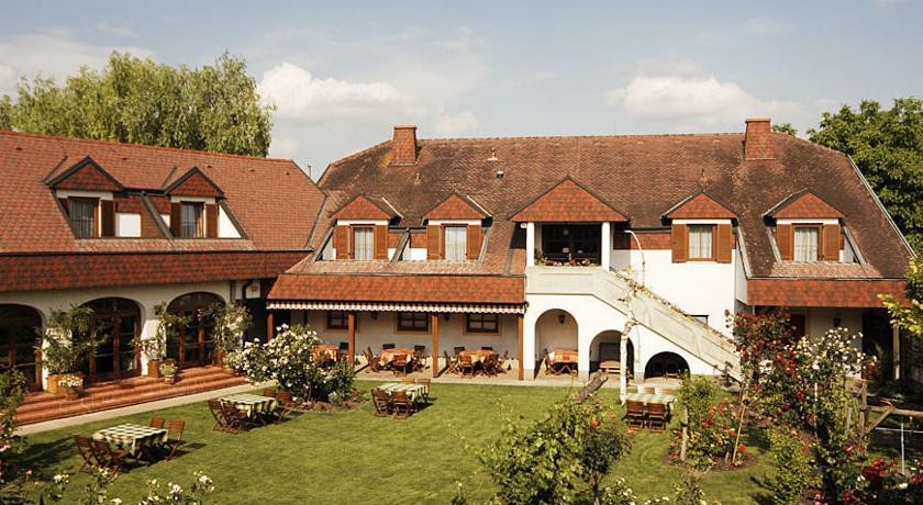 Hotel Weingut Rosenhof 