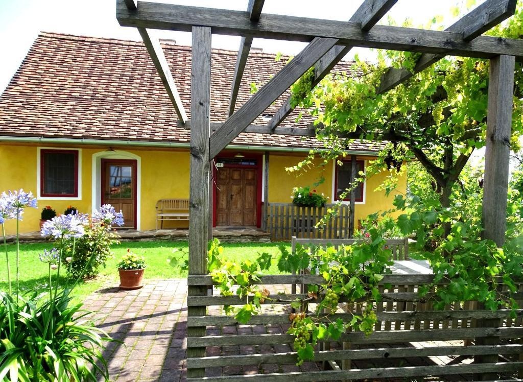 Landlust-Ferienhaus Am Rosenhof 