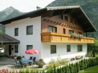 Chalet Selbstversorgerhaus Lumper 2 