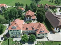 Hotel Dienstl Gut 