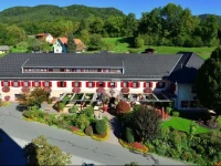 Gasthaus-GostiЕЎДЌe-Trattoria Ogris 
