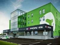 Eee Hotel 