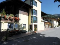 Hotel & Gasthof KrГ¶ll 