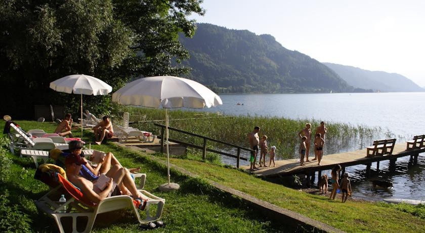 Seehaus Karantanien am Ossiacher See 