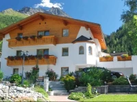 Apartment Unten Pettneu 