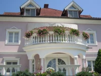 Villa RosГ© 