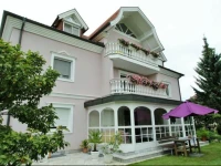 Apartment Rose 7 