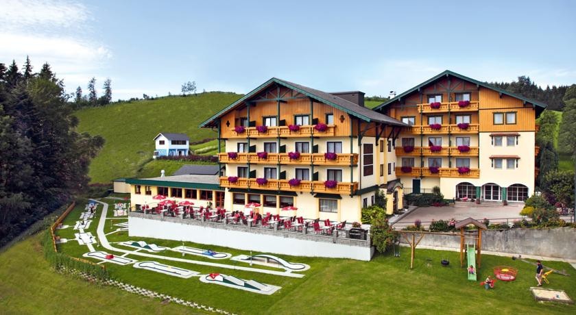 Ferienhotel Hofer 3*
